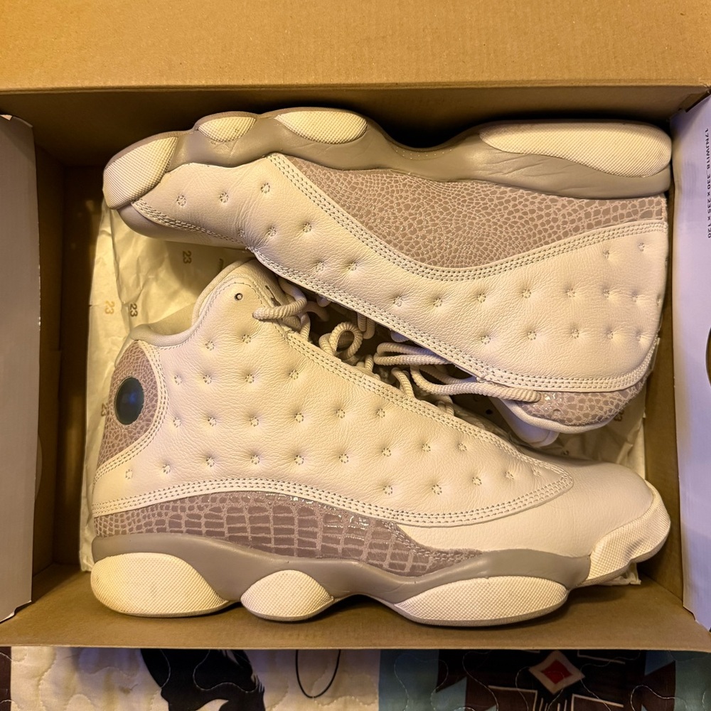 Air Jordan 13 Retro Phantom Moon Particle